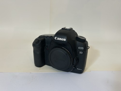 Canon eos mark - canon,